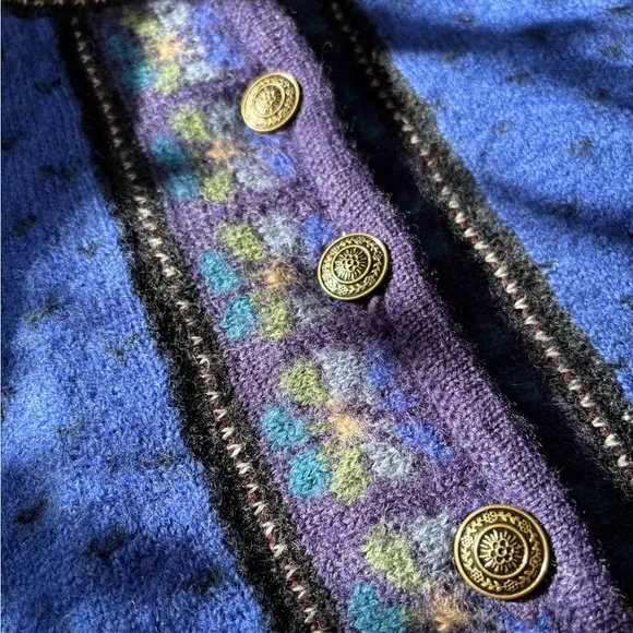 Vintage Wool Fair Isle Sweater 💙 - Picture 4 of 6